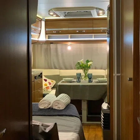Luxury tent Espectacular Y Romantico Alojamiento Con Jacuzzi Y Piscina Llinars del Valles