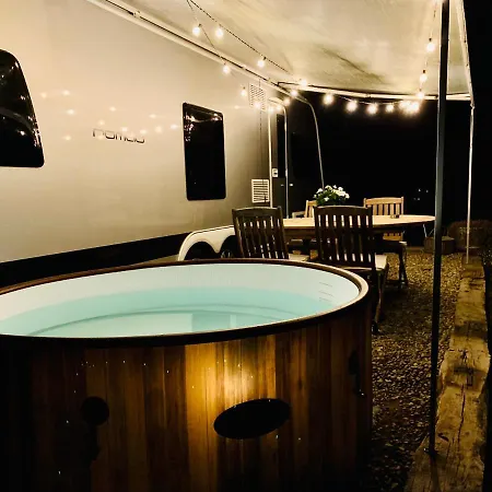 Tente de luxe Espectacular Y Romantico Alojamiento Con Jacuzzi Y Piscina Llinars del Valles